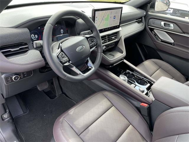 new 2025 Ford Explorer car, priced at $50,194