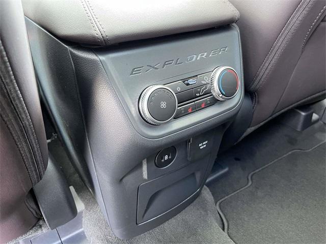 new 2025 Ford Explorer car, priced at $50,194
