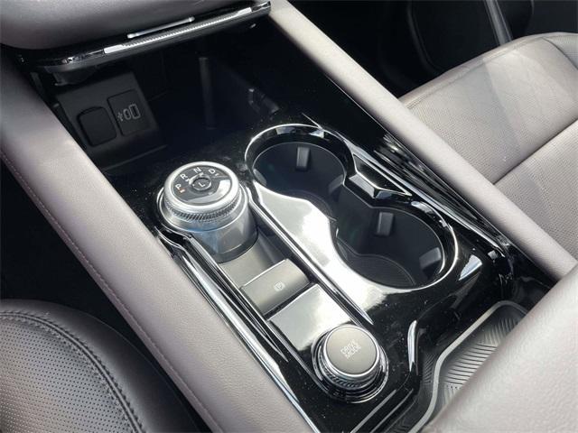 new 2025 Ford Explorer car, priced at $50,194