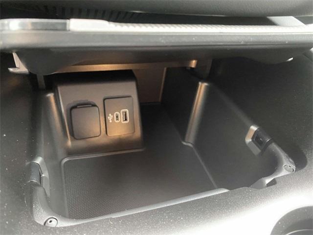 new 2025 Ford Explorer car, priced at $46,274