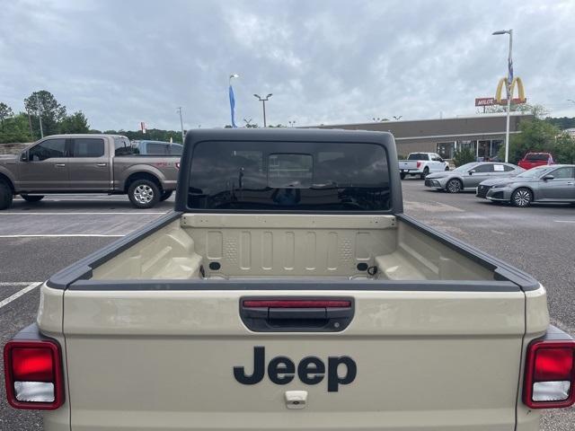 used 2022 Jeep Gladiator car, priced at $32,890