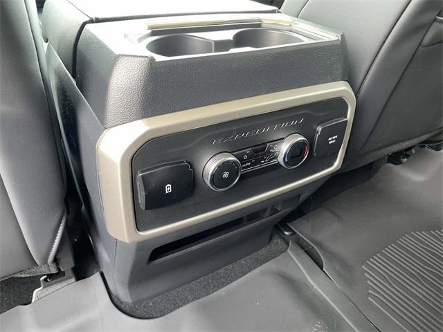 new 2024 Ford Expedition car, priced at $61,249