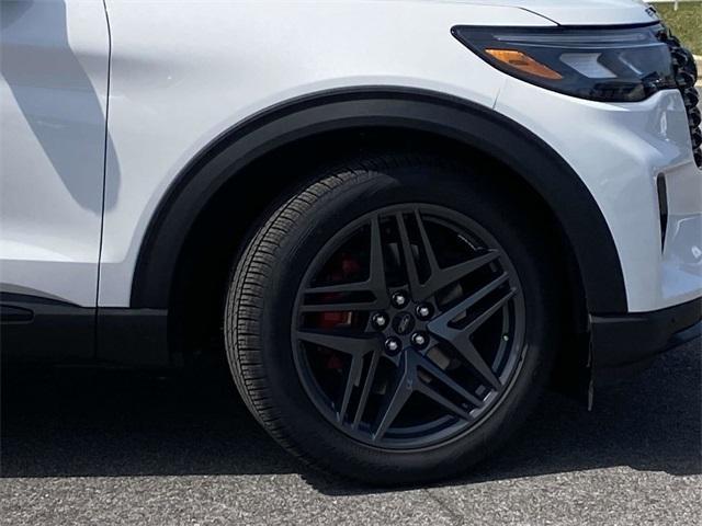 new 2025 Ford Explorer car, priced at $60,348