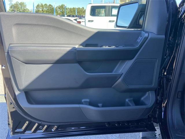 new 2025 Ford F-150 car, priced at $50,120
