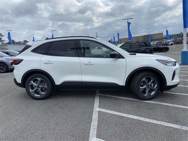 new 2025 Ford Escape car, priced at $28,084