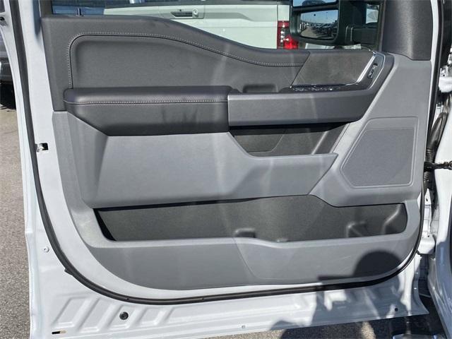 new 2025 Ford F-150 car, priced at $57,683