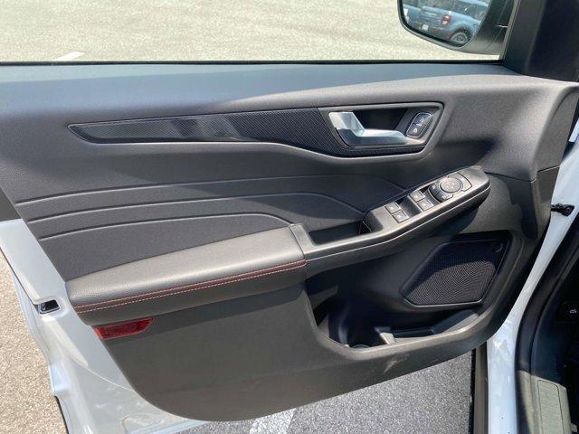 new 2025 Ford Escape car, priced at $33,074