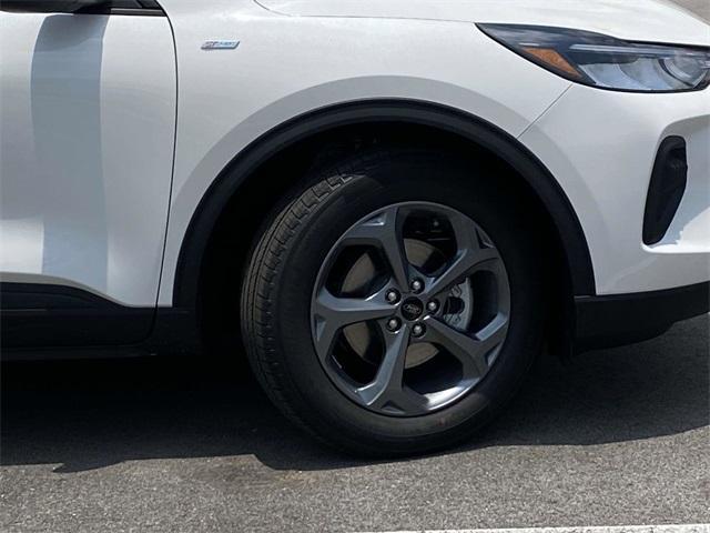 new 2025 Ford Escape car, priced at $31,266
