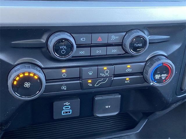new 2025 Ford F-250 car, priced at $69,508