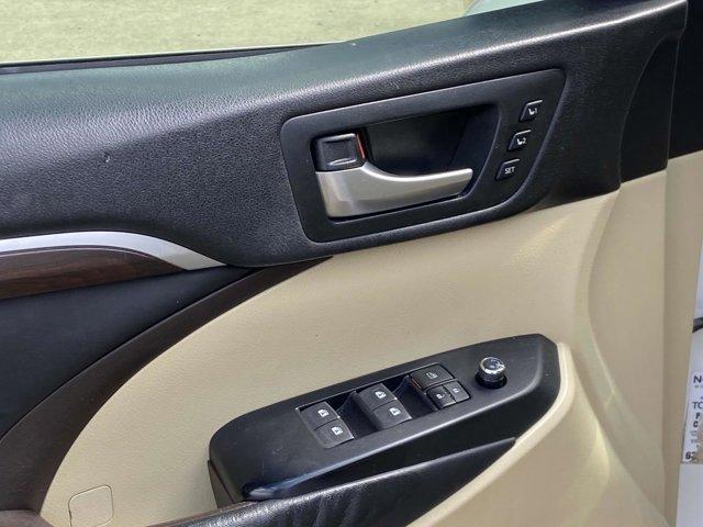used 2016 Toyota Highlander car, priced at $18,893
