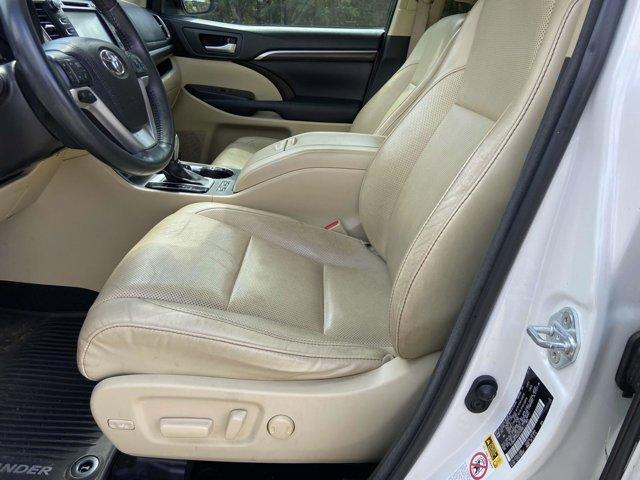used 2016 Toyota Highlander car, priced at $18,893