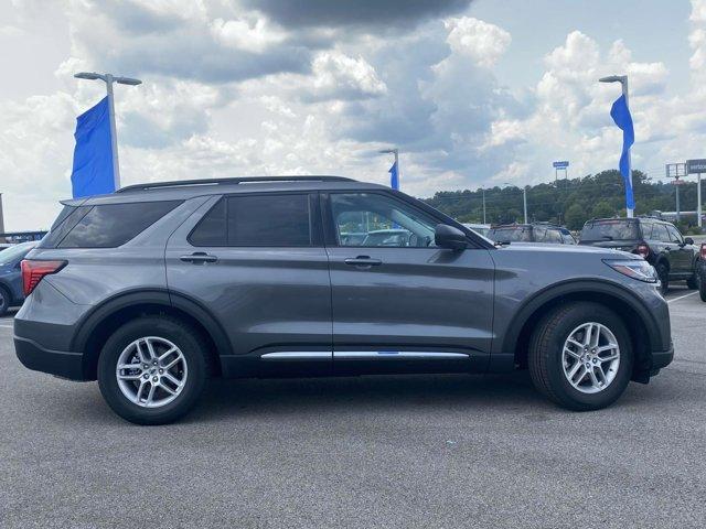 new 2025 Ford Explorer car, priced at $39,736