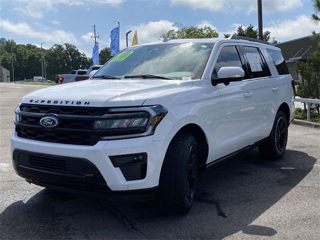 used 2023 Ford Expedition car, priced at $48,940