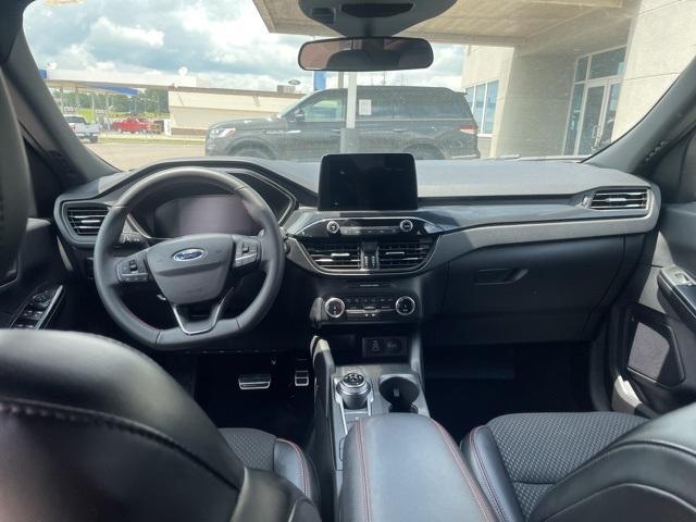 used 2024 Ford Escape car, priced at $25,998
