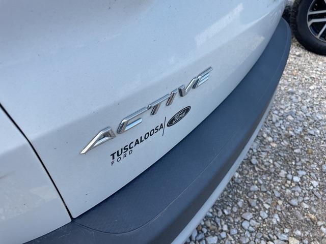 used 2023 Ford Escape car, priced at $20,890