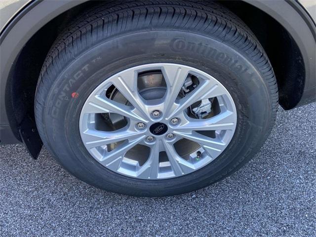 new 2025 Ford Escape car, priced at $28,122
