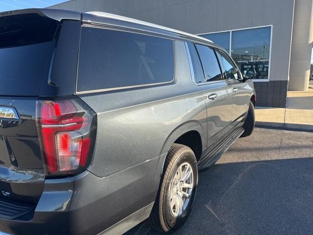 used 2021 Chevrolet Suburban car, priced at $34,895