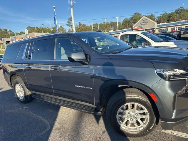 used 2021 Chevrolet Suburban car, priced at $34,895