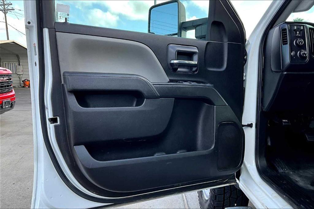 used 2019 Chevrolet Silverado 2500 car, priced at $29,871