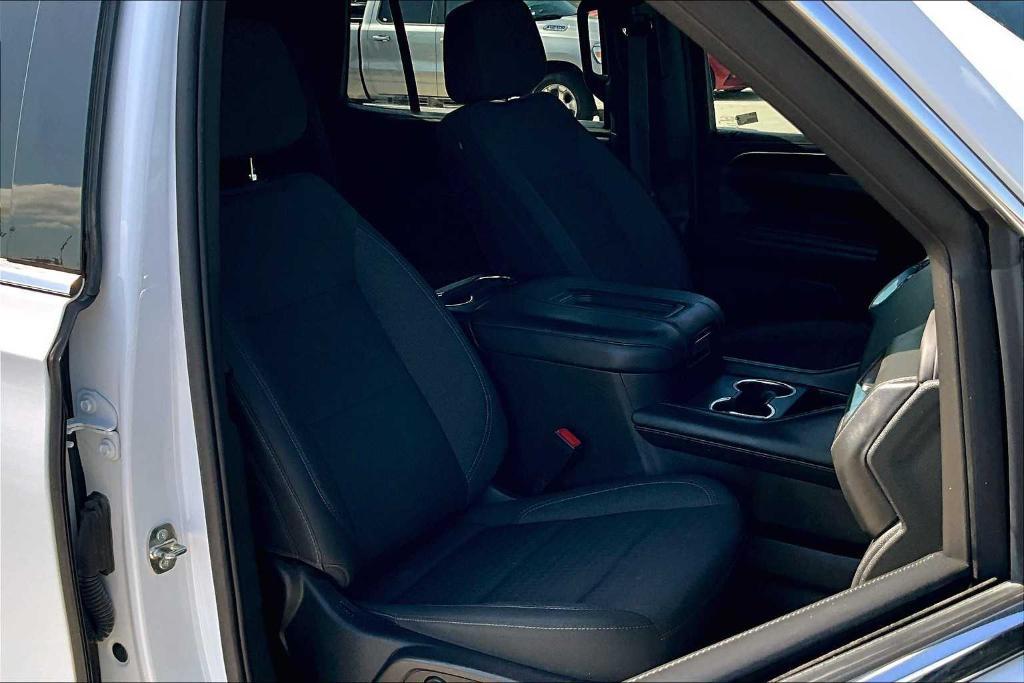 used 2022 GMC Yukon car, priced at $43,800
