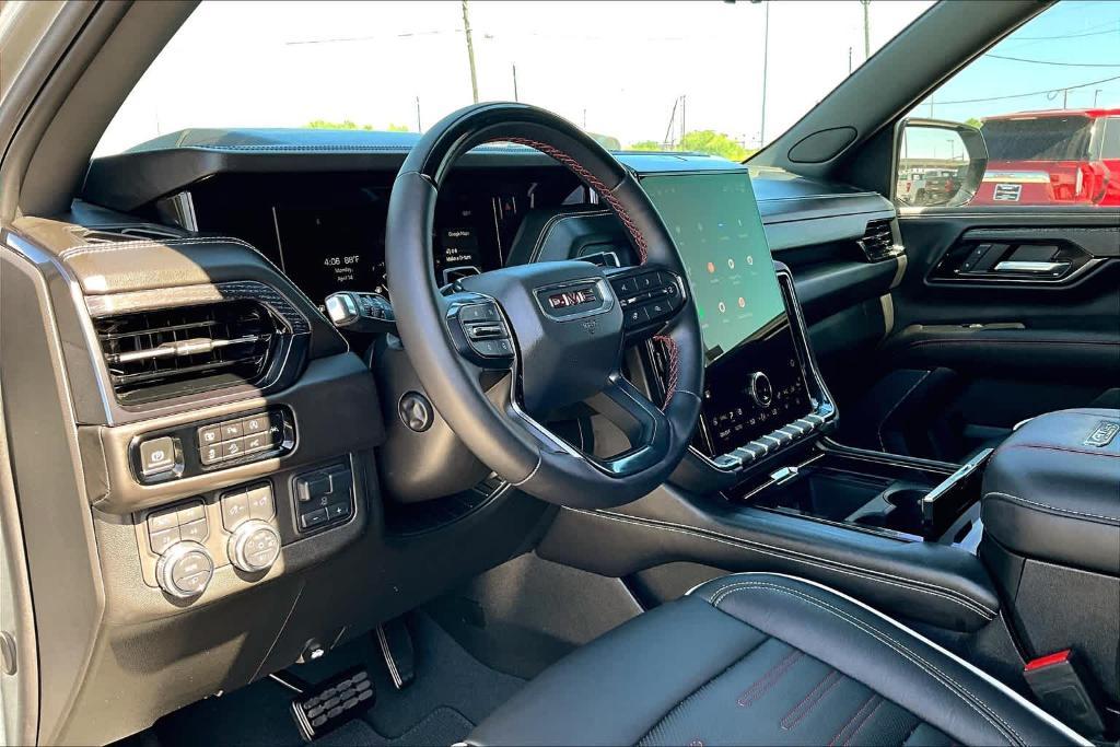 used 2025 GMC Yukon car, priced at $105,998
