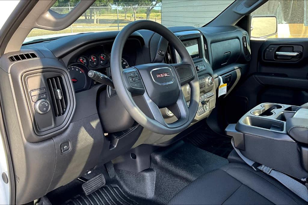 new 2025 GMC Sierra 1500 car, priced at $35,621