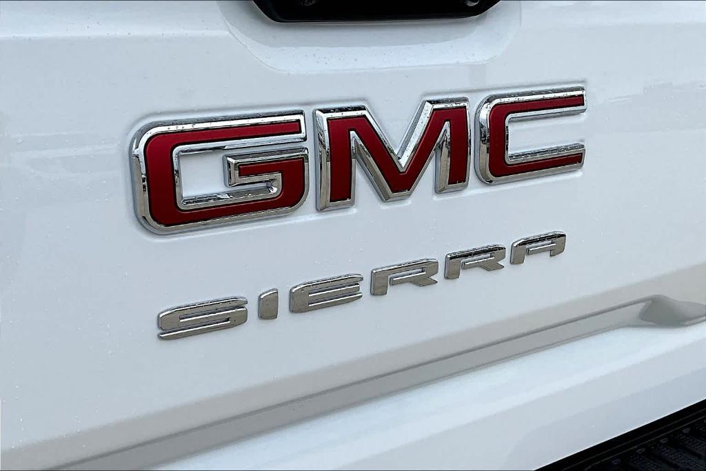 new 2024 GMC Sierra 1500 car, priced at $43,755