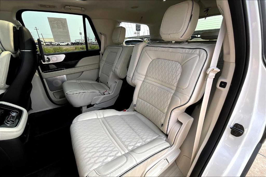 used 2021 Lincoln Navigator car, priced at $45,441