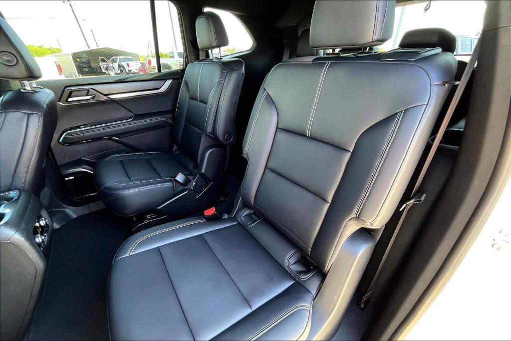 used 2024 GMC Acadia car, priced at $40,591