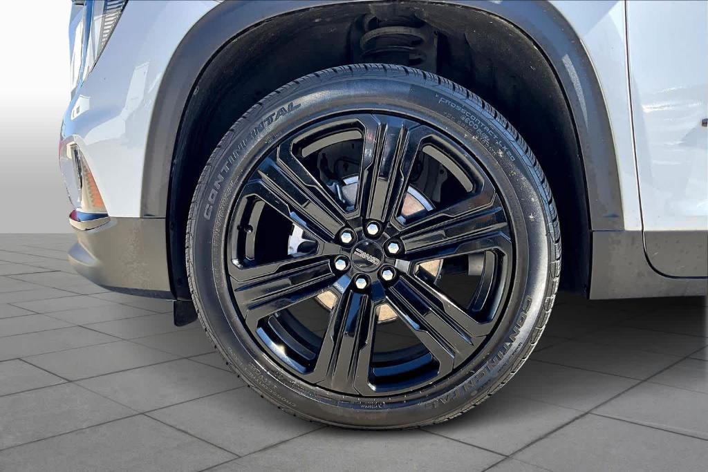 used 2024 GMC Acadia car, priced at $40,591