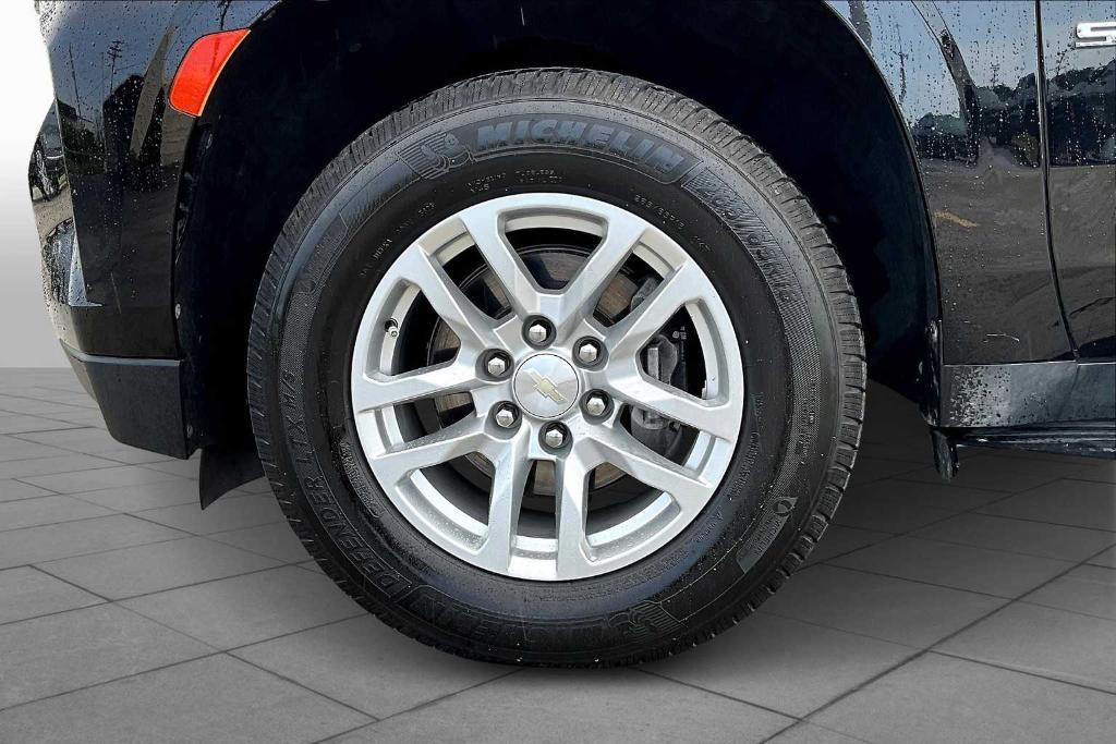 used 2021 Chevrolet Suburban car, priced at $40,900