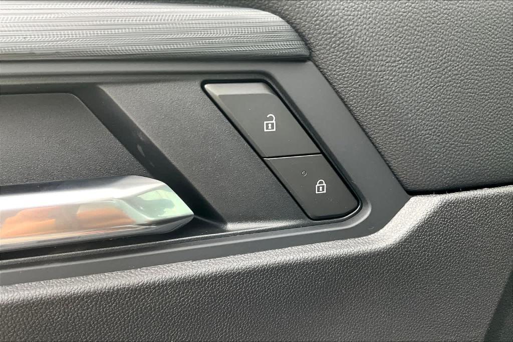 new 2025 GMC Acadia car, priced at $47,812