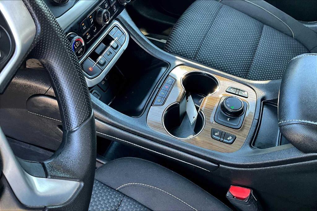 used 2023 GMC Acadia car, priced at $24,300