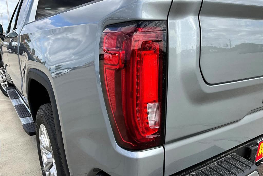 new 2025 GMC Sierra 1500 car, priced at $65,640