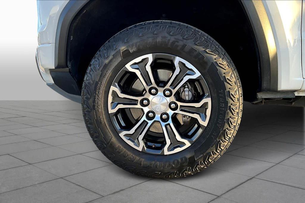 used 2023 GMC Canyon car, priced at $37,400