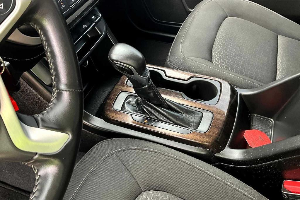 used 2022 GMC Canyon car, priced at $31,200