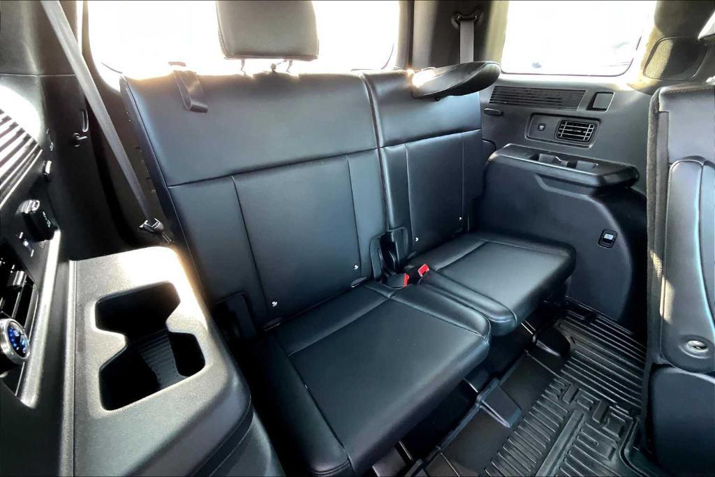 used 2025 Hyundai Santa Fe car, priced at $40,900