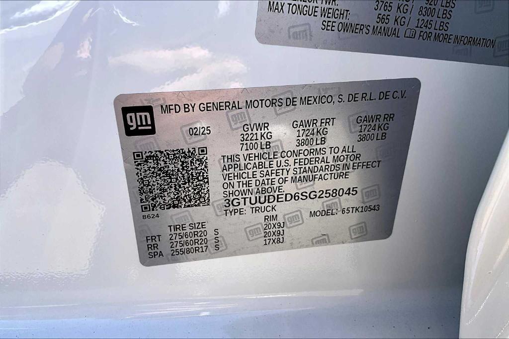 new 2025 GMC Sierra 1500 car, priced at $56,100