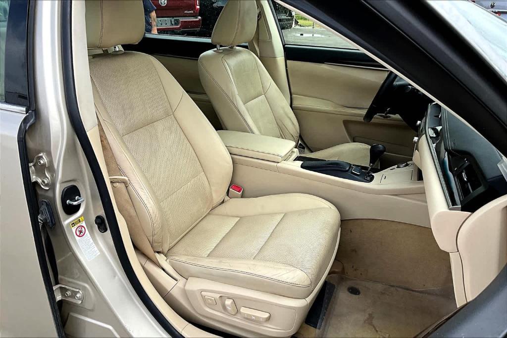 used 2013 Lexus ES 350 car, priced at $11,900