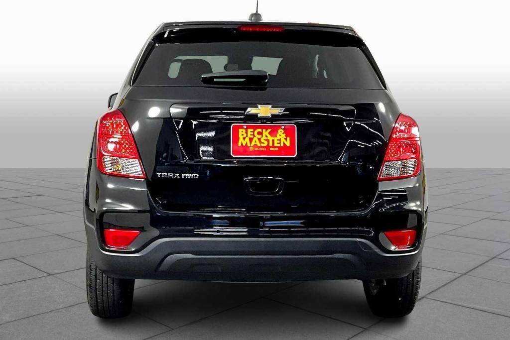 used 2022 Chevrolet Trax car, priced at $18,995