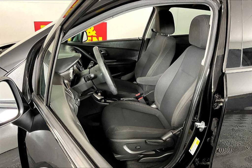 used 2022 Chevrolet Trax car, priced at $18,995