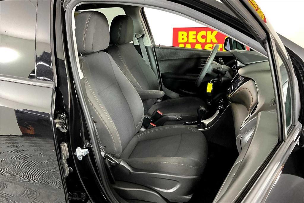 used 2022 Chevrolet Trax car, priced at $18,995
