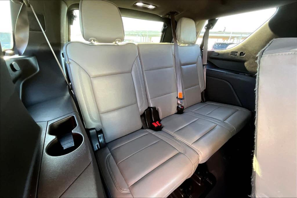 used 2022 GMC Yukon car, priced at $48,300