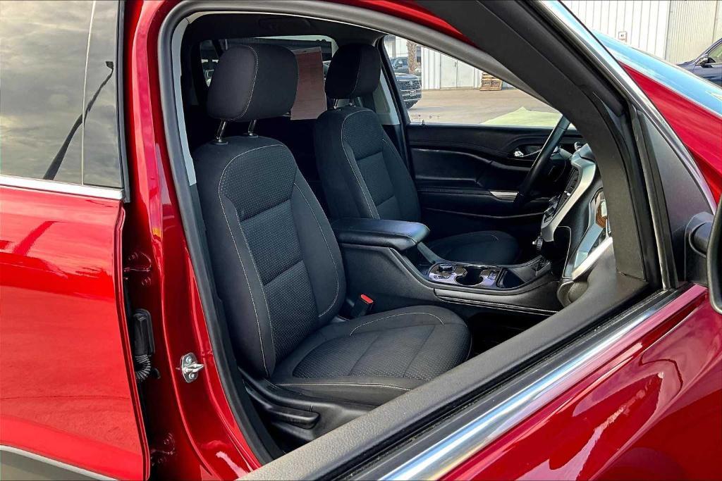 used 2023 GMC Acadia car, priced at $27,900