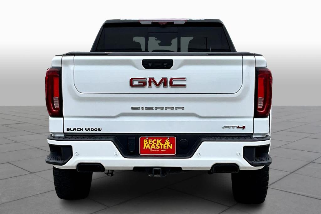 used 2022 GMC Sierra 1500 car, priced at $65,900