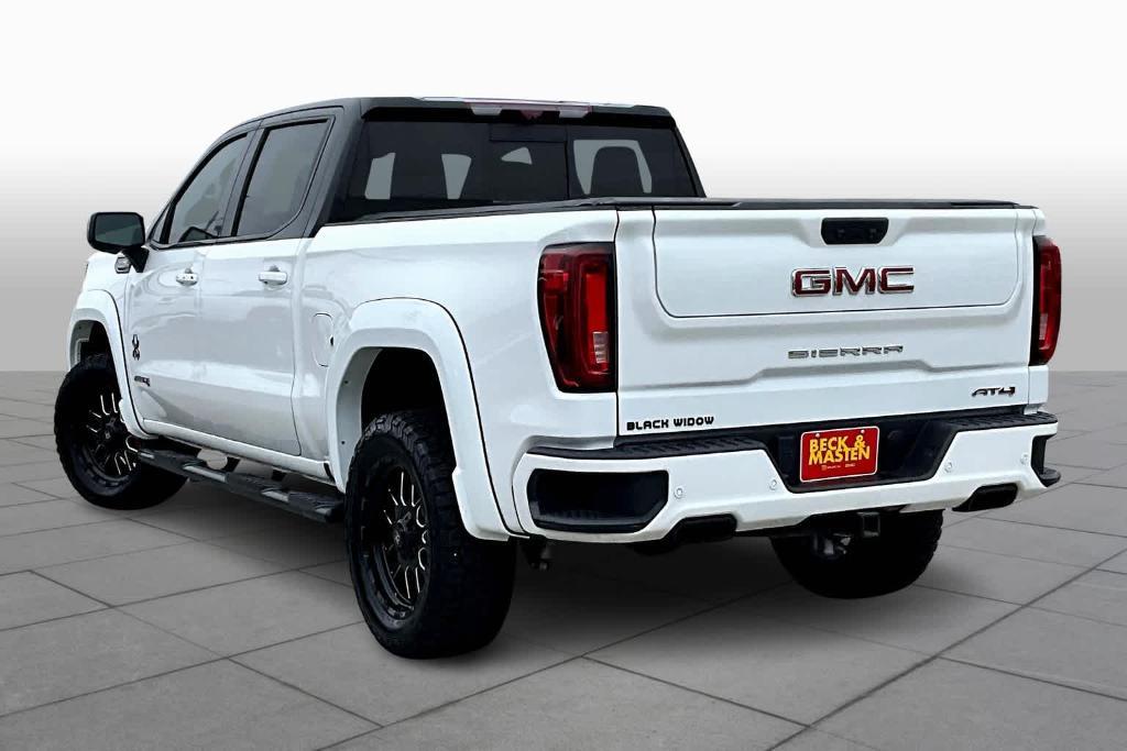 used 2022 GMC Sierra 1500 car, priced at $65,900