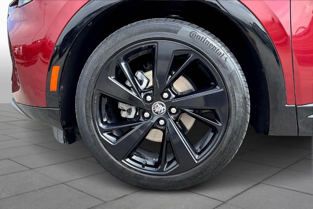 used 2022 Buick Envision car, priced at $26,779