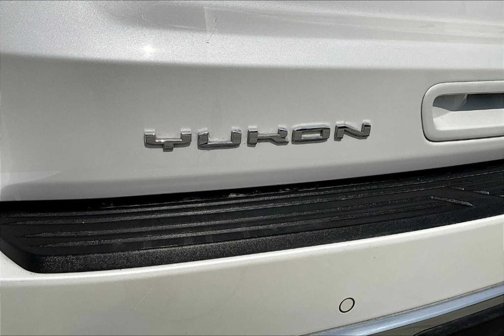 used 2021 GMC Yukon car, priced at $47,995