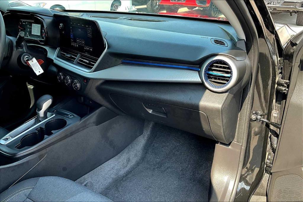 used 2025 Chevrolet Trax car, priced at $23,900