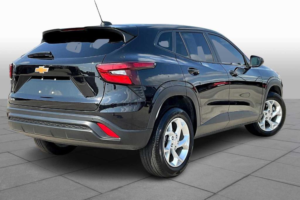 used 2025 Chevrolet Trax car, priced at $23,900